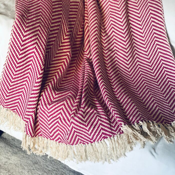 Pink Throw Blanket With Tassels