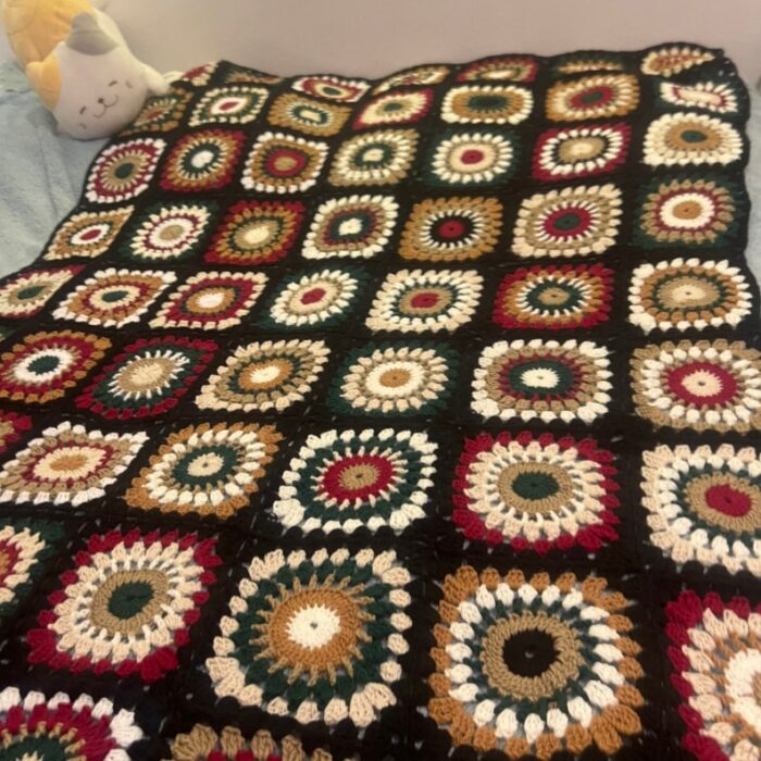 Crochet Afghan Blanket Retro Granny Throw Stylish Bedspread Unisex Tv Blanket Handmade Home Porch Decor