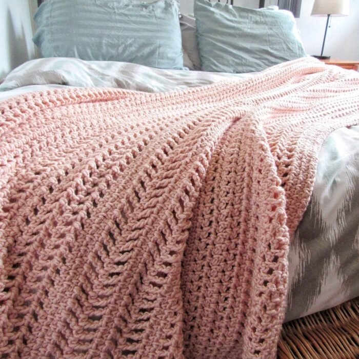 Crochet Blanket Pattern - Mountain Mama Blanket 6 Sizes Easy Beginner Crochet Pattern 5 Basic Stitches Bulky Weight Yarn