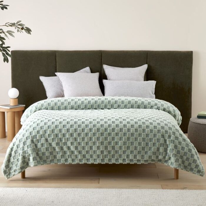 Estonia Green Check Blanket