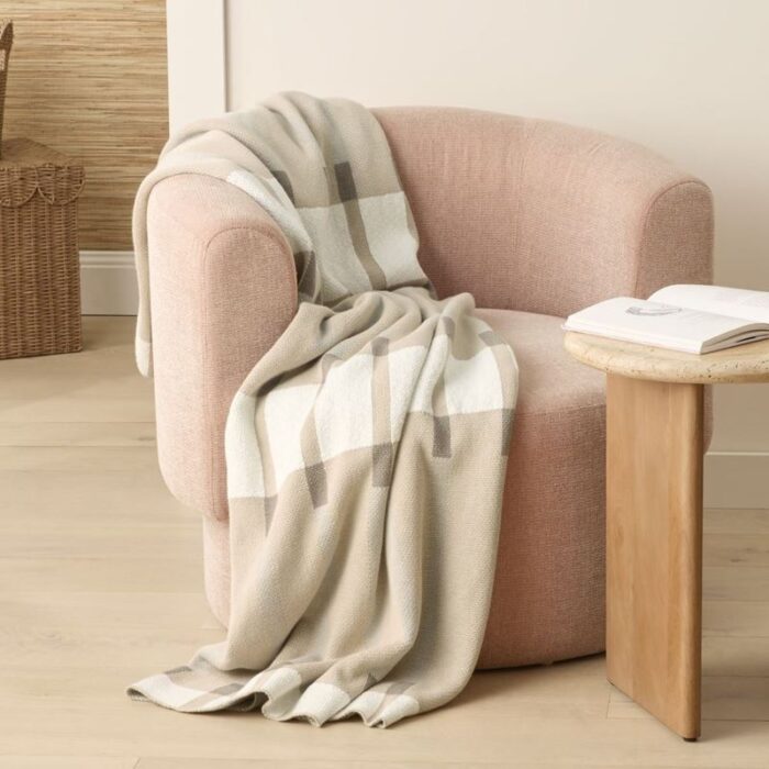 Geo Naturals Knit Throw