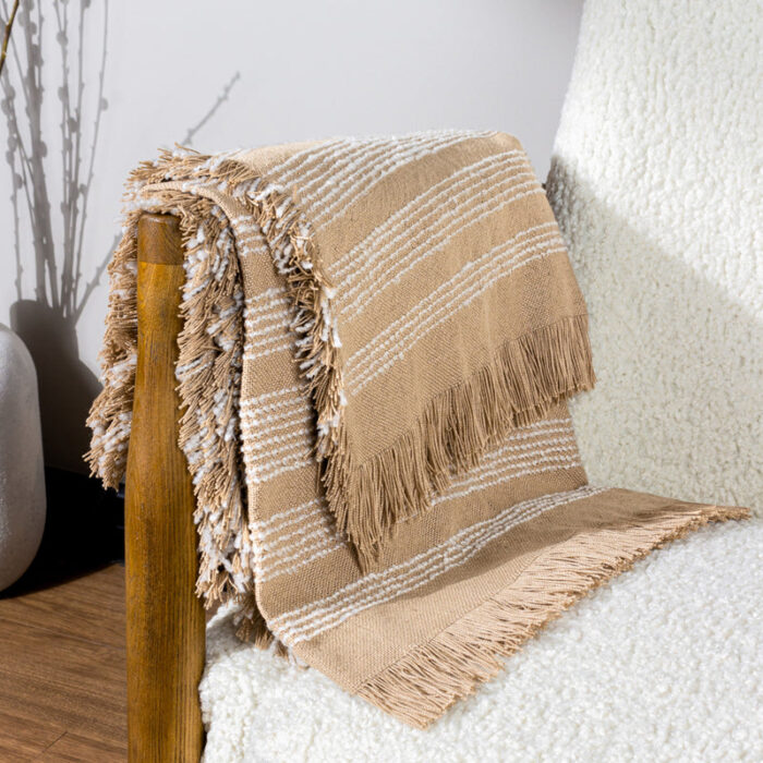 Jour Woven Fringed Throw Nougat