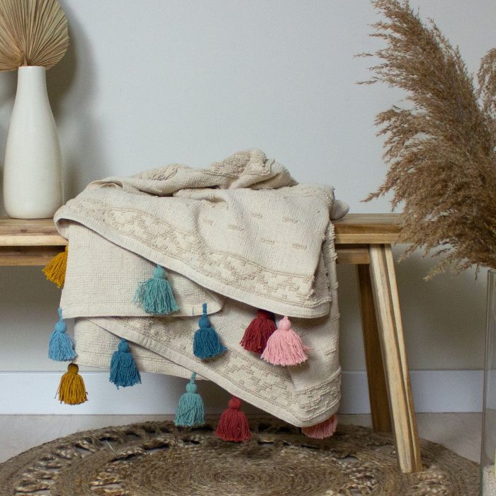 Large Tufted Woven Cotton Throw Blanket With Tassels