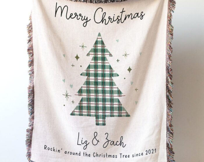 Personalized Christmas Blanket: Custom Names Gift