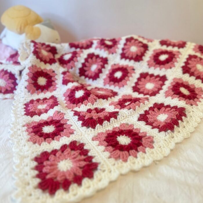 Pink Daisy Afghan Blanket Trend Teenage Crochet Throw Christmas Gift Cozy Pop Up Floral Beadspread