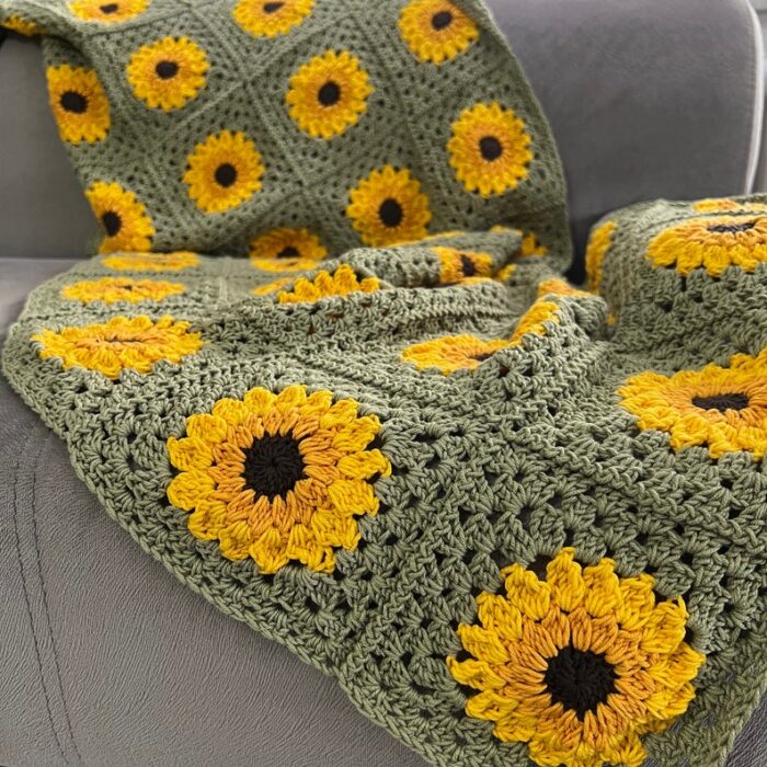 Sunflower Crochet Shawl Blanket Retro Granny Throw Afghan Blanket Floral Beadspread Mothers Day Gift