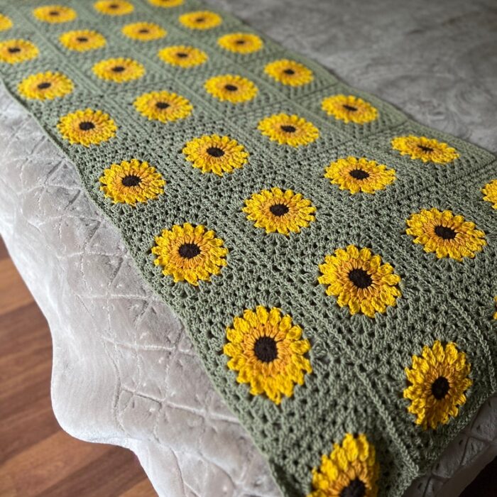 Sunflower Lovers Gift Retro Granny Throw Crochet Afghan Blanket Floral Blanket Shawl Mothers Day Gift