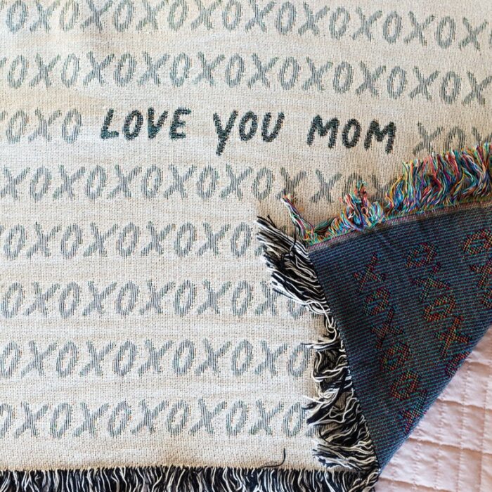 XOXO Personalized Blanket Gift: Custom Name Woven Cotton Throw