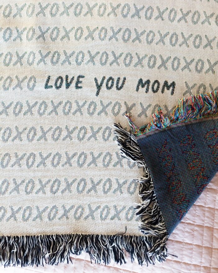 XOXO Personalized Blanket Gift: Custom Name Woven Cotton Throw