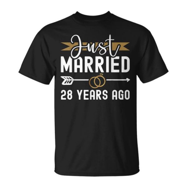 Just Married 28 Years Ago 28Th Wedding Anniversary Unisex Unisex T-Shirt