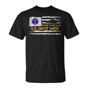 Vintage Usa American Flag Proud To Be Us Navy Military Wife Unisex Unisex T-Shirt