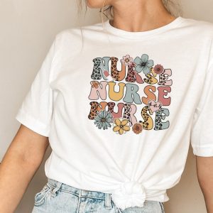 Wildflowers Nurse Retro Student Registered Nurse Gift Shirt ETS1134